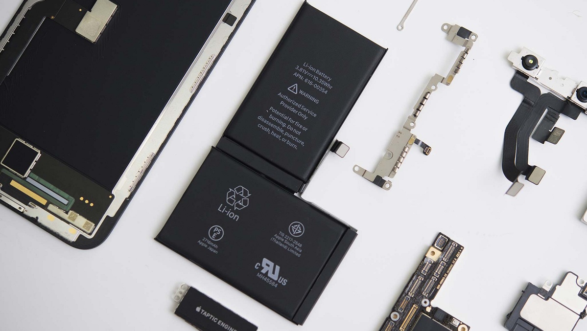 Thay pin iPhone X giá rẻ gồm mấy loại?