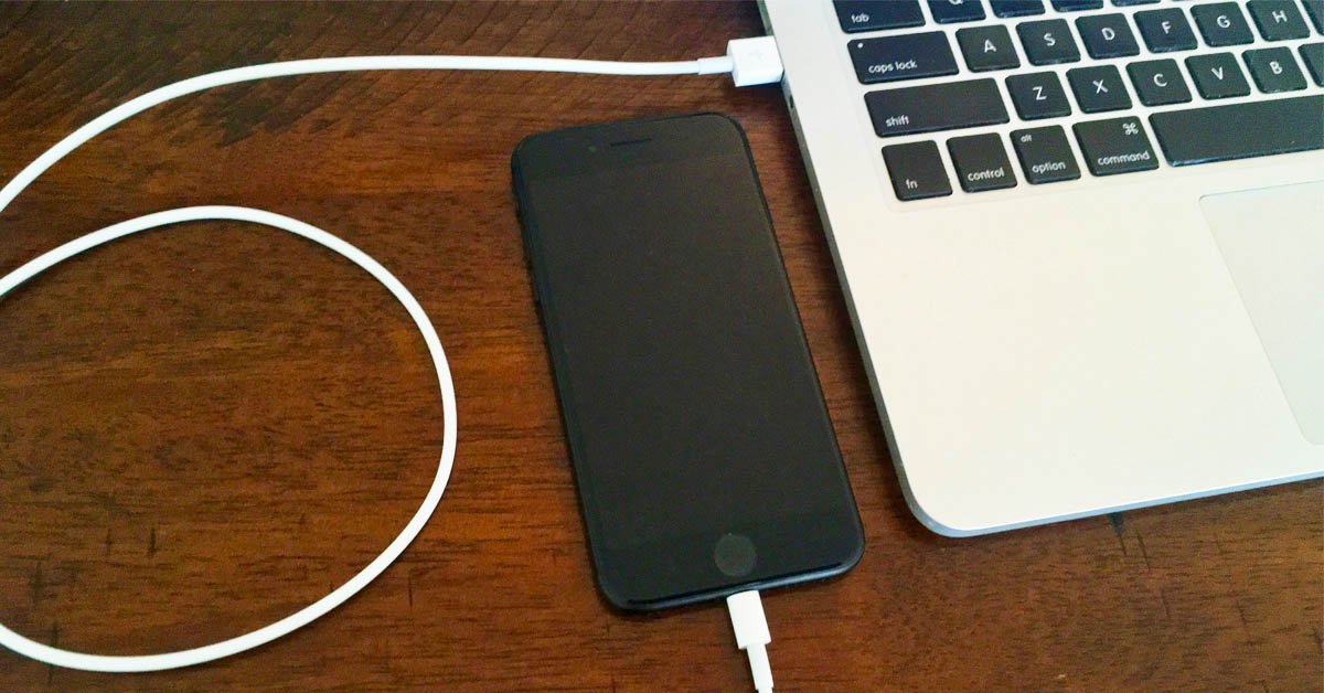 [Hướng dẫn] Cách kết nối iPhone với MacBook bằng dây, không dây đơn giản