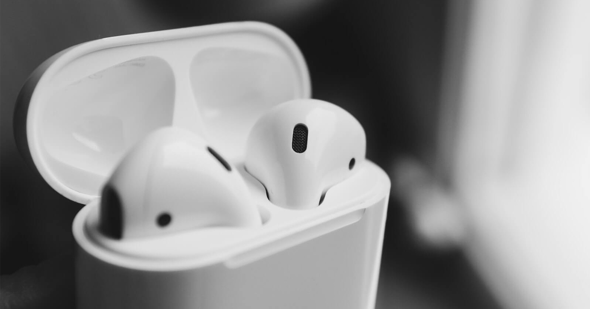 Khắc phục tình trạng tai nghe AirPods sạc không vào pin đơn giản, nhanh chóng